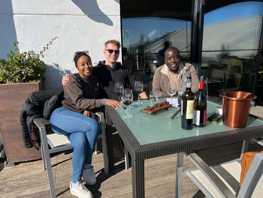 imagem n.10 de Passeio de meio dia para degustação de vinhos em Constantia atividade em Cidade do Cabo, carregada pelo fornecedor