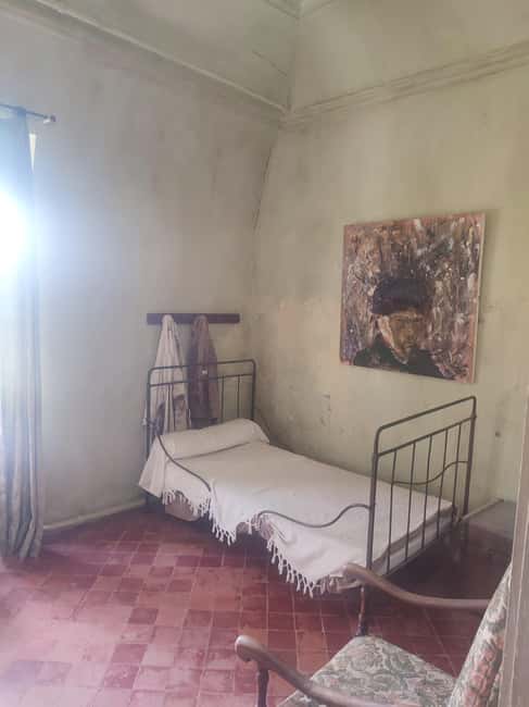 imagem n.8 de De Avignon: Nas pegadas de Van Gogh na Provença atividade em Les Baux-de-Provence, carregada pelo fornecedor