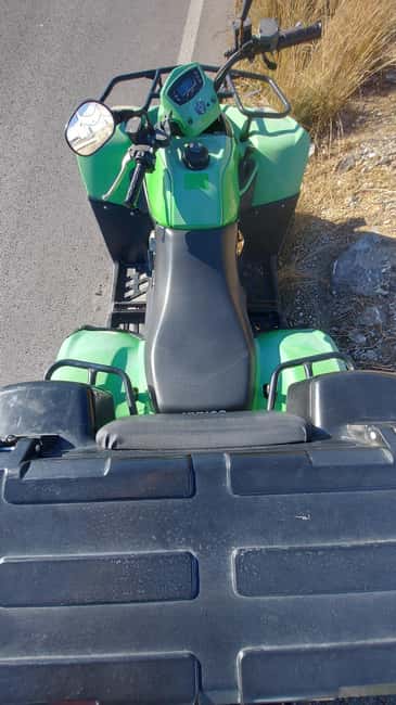 Immagine nº 7 di Scopri Santorini in quad Disponibile con servizio di ritiro! attività a Fira, caricata dal fornitore
