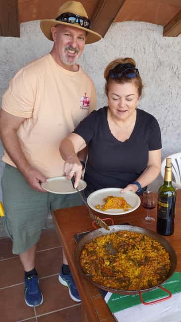 image n.15 of From Sitges: Paella Masterclass with Drink and Bike Ride activity in Vilafranca del Penedès, uploaded by supplier