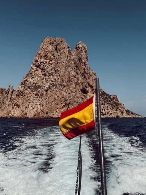 image n.21 of San Antonio: Es Vedrà, Formentera Tour with Food & Drinks activity in Sant Josep de sa Talaia, uploaded by supplier