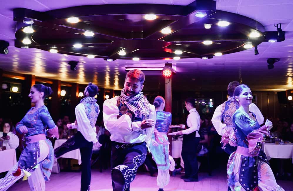 image n.9 of Istanbul: Bosphorus Dinner Cruise w/ Drinks & Entertainment activity in Istanbul, uploaded by supplier