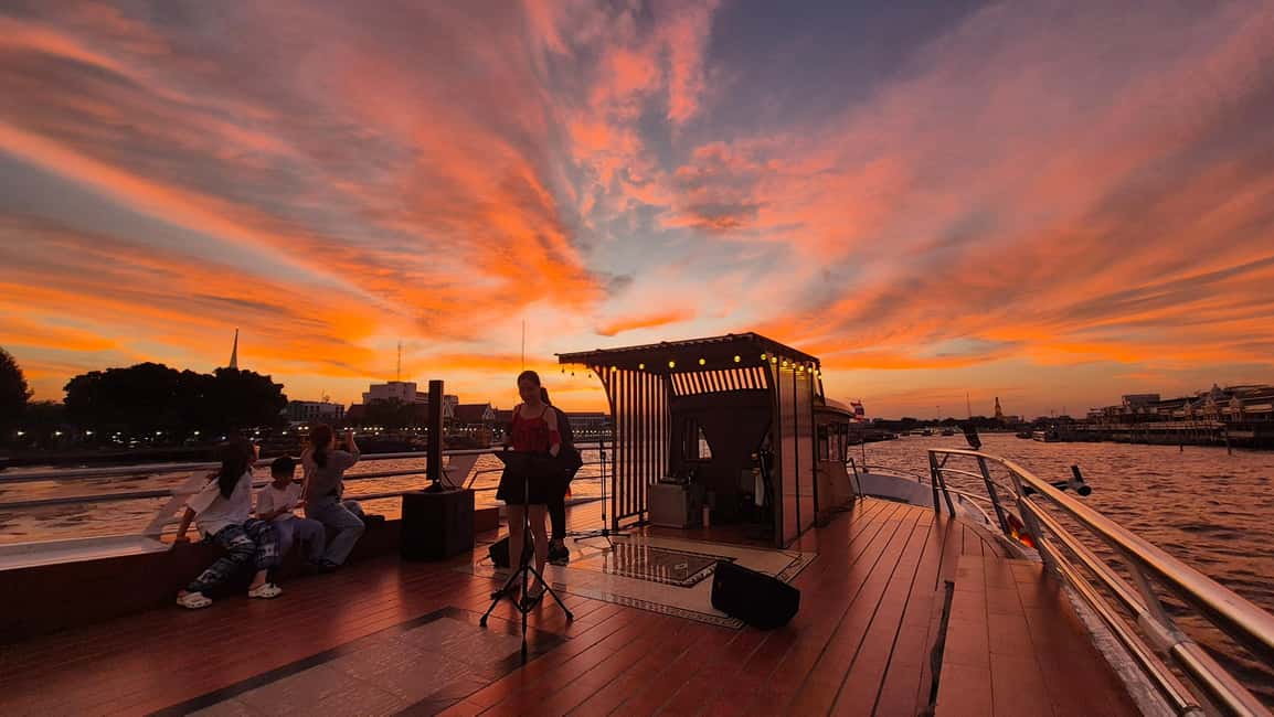 image n.1 of Bangkok: New Horizon Dinner Cruise with Buffet & Beer activity in Bangkok, uploaded by supplier