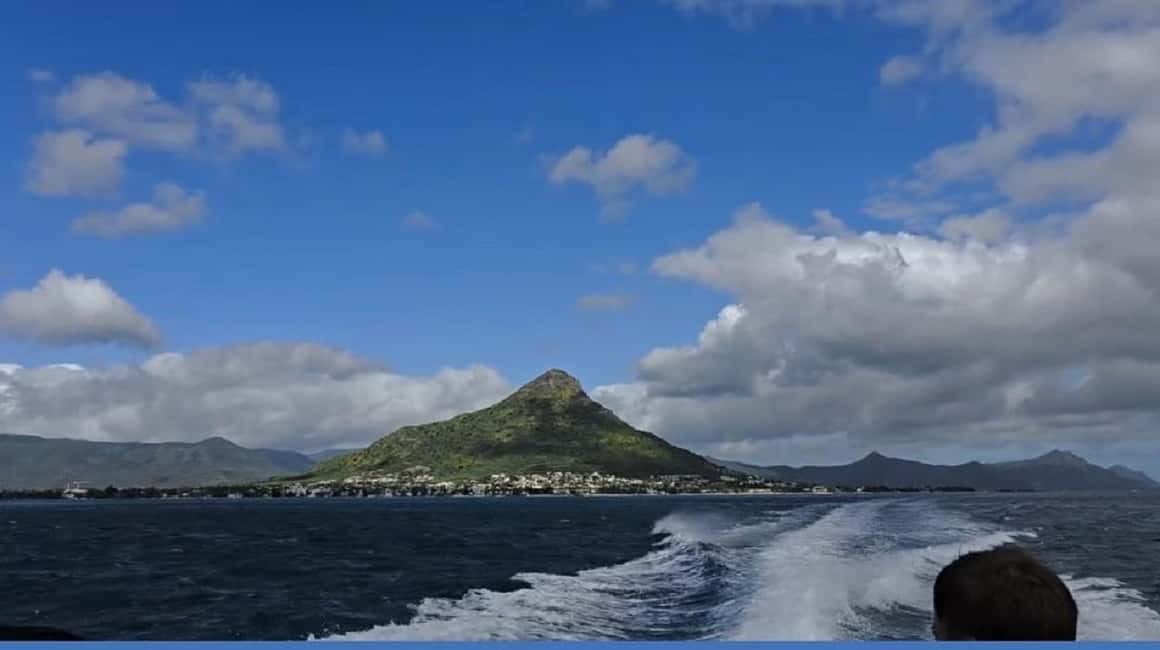 image n.8 of Black River: Swim with Dolphin Speed Boat Tour with lunch activity in Mauritius, uploaded by supplier