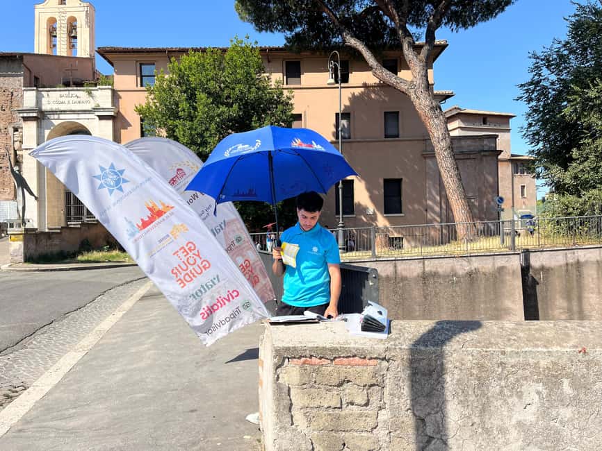 image n.7 of Rome: Colosseum, Roman Forum And Palatine Hill Guided Tour activity in Rome, uploaded by supplier