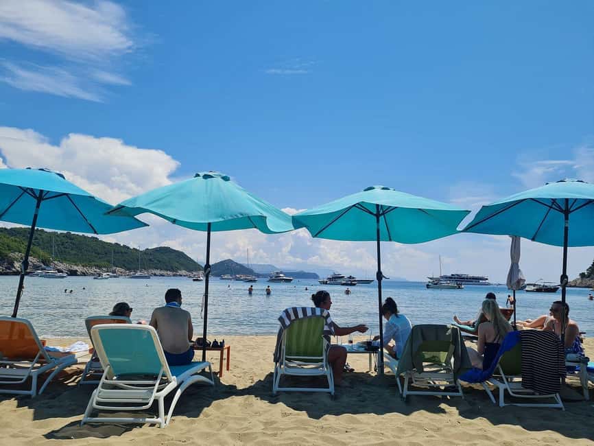 Immagine nº 45 di Dubrovnik: Grotta Azzurra e tour in barca della spiaggia di Sunj con bevande attività a Dalmazia, caricata dal fornitore