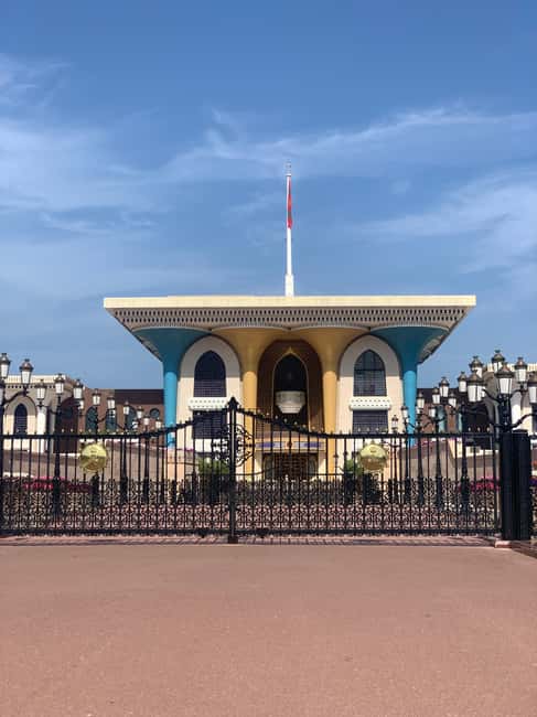 Immagine nº 7 di Muscat : Tour privato della città di Oman con servizio di prelievo e rientro attività a Mascate, caricata dal fornitore