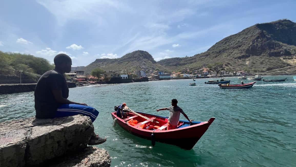 imagem n.32 de Passeio de barco para a caverna de Águas Belas + churrasco atividade em Assomada, carregada pelo fornecedor