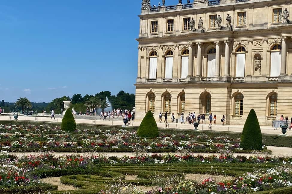 imaginea n.35 a activității Giverny Versailles Trianon Grup mic cu minivan din Paris în Paris, încărcată de organizator