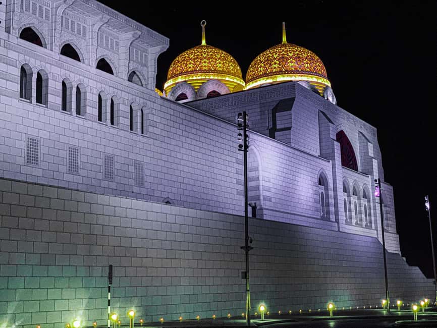 Immagine nº 3 di Muscat: tour privato serale o notturno di 4 ore Con trasferimento attività a Mascate, caricata dal fornitore