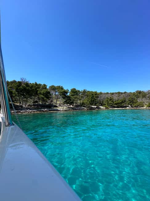 Image N°3 de Split : visite d'une jounée des 5 îles à la grotte bleue, Vis et Hvar activité à Split, publiée par le prestataire