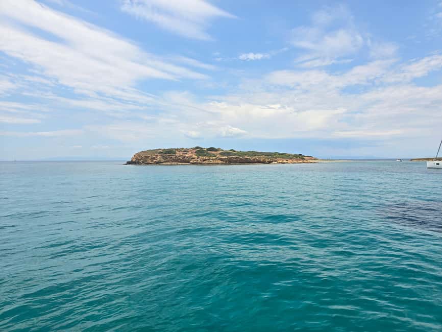 image n.5 of Athens: Private Catamaran Experience with Meal & Open Bar activity in Sounion, uploaded by supplier