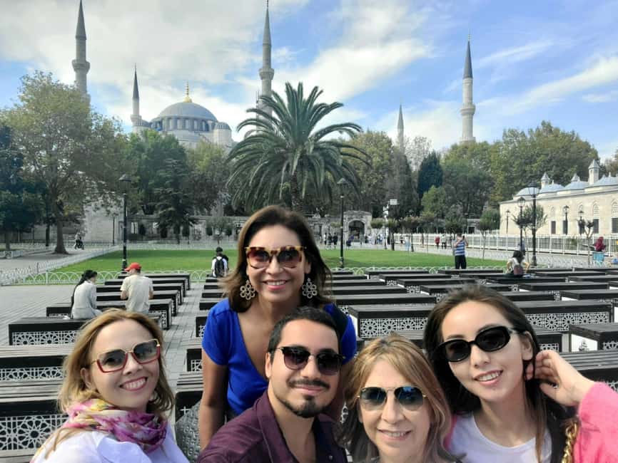 Immagine nº 7 di Tour di mezza giornata della città vecchia in compagnia di uno storico dell'arte attività a Istanbul, caricata dal fornitore