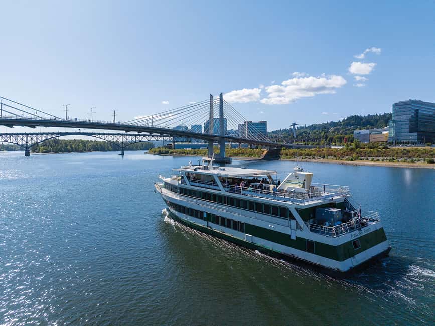 image n.1 of Portland: Champagne Brunch Cruise on Willamette River activity in Portland, Oregon, uploaded by supplier