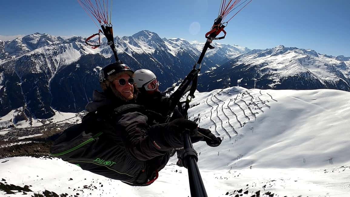 imagem n.3 de Neustift im Stubaital: Voo Super Combo de Parapente atividade em Innsbruck, carregada pelo fornecedor