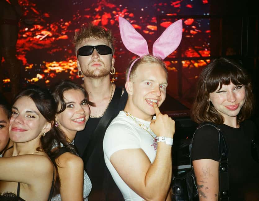 Bild Nr. 8 von Big Hamburg Pubcrawl - Shots, Spiele & VIP Bundle Aktivität in Hamburg, hochgeladen vom Anbieter