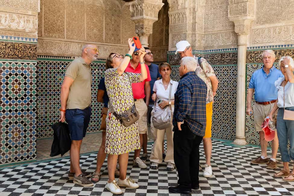 billede nr.1 af aktiviteten Fes: Attarine Madrasa, museum, garveri, souk og medina-tur i Fez, uploadet af udbyder