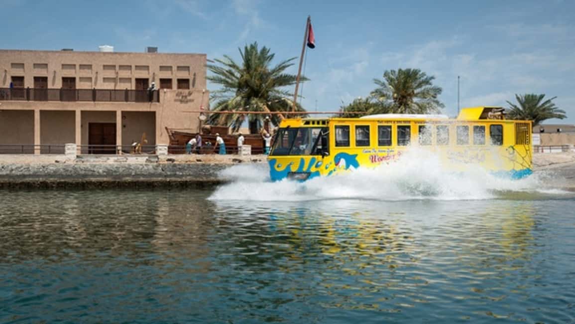 image n.10 of Dubai: Old town tour with Wonder Bus, souks, Creek and Guide activity in Dubai, uploaded by supplier