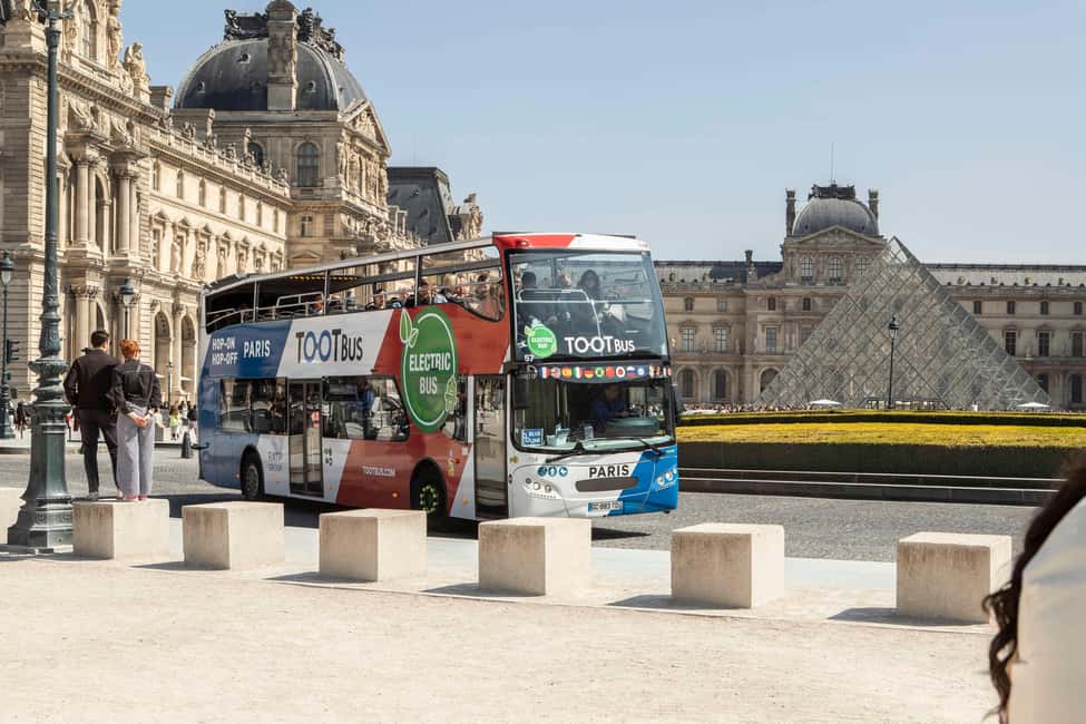 bild nr.1 av Paris: Discovery Hop-On Hop-Off och Paris by Night Tour aktivitet i Paris, uppladdad av arrangören