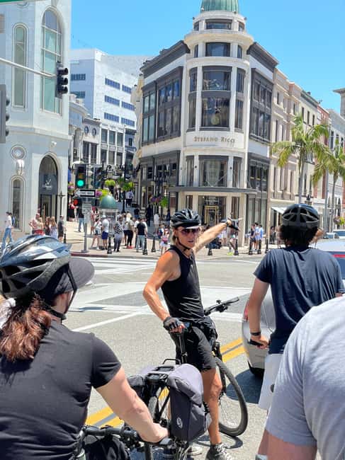 imagen n.º 2 de Los Angeles Recorrido guiado en bicicleta eléctrica por Beverly Hills actividad en Los Ángeles, subida por el proveedor