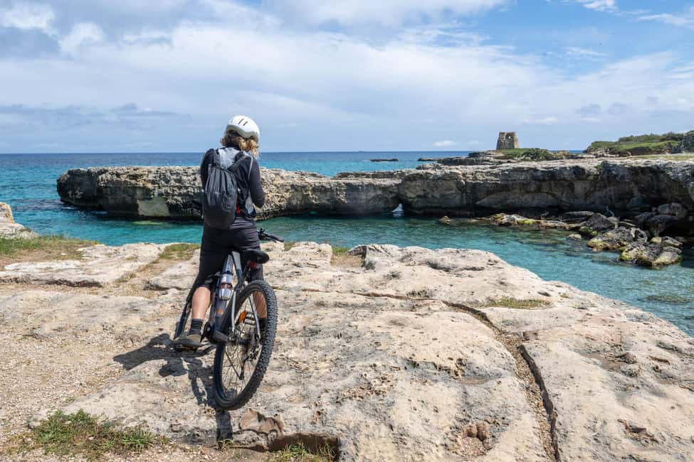 Immagine nº 15 di Tour autoguidato in EBIKE da Lecce, Grotta della Poesia, Otranto - 50 km attività a Otranto, caricata dal fornitore