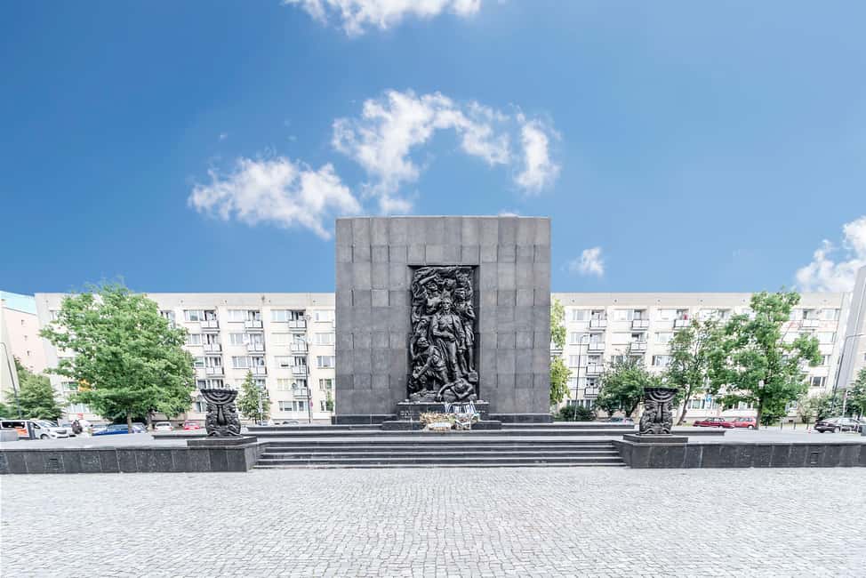 imagem n.8 de Varsóvia: Gueto, Cemitério Judeu e Museu POLIN Tour particular atividade em Varsóvia, carregada pelo fornecedor