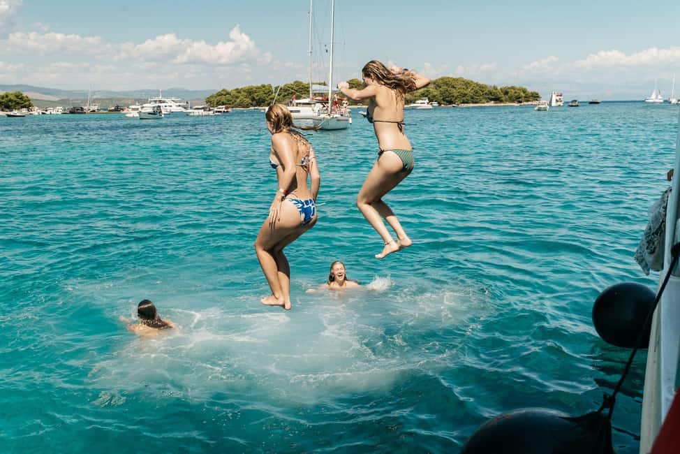 image n.12 of Split: Blue Lagoon and 3 Island Cruise with Food and Drinks activity in Dalmatia, uploaded by supplier