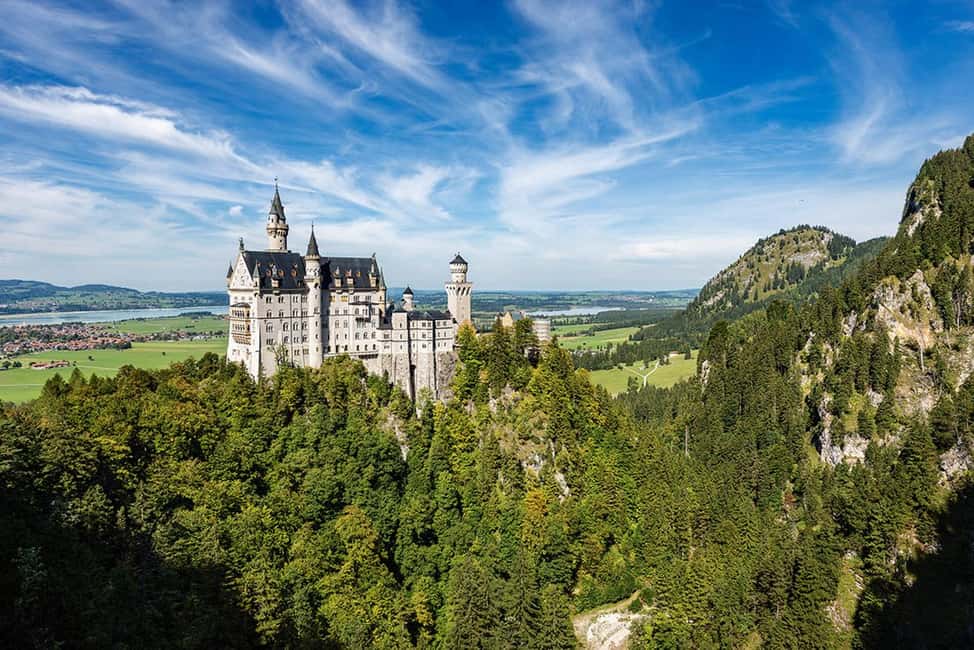 image n.1 of From Munich: Private Tour to Neuschwanstein Castle with Meal activity in Schwangau, uploaded by supplier