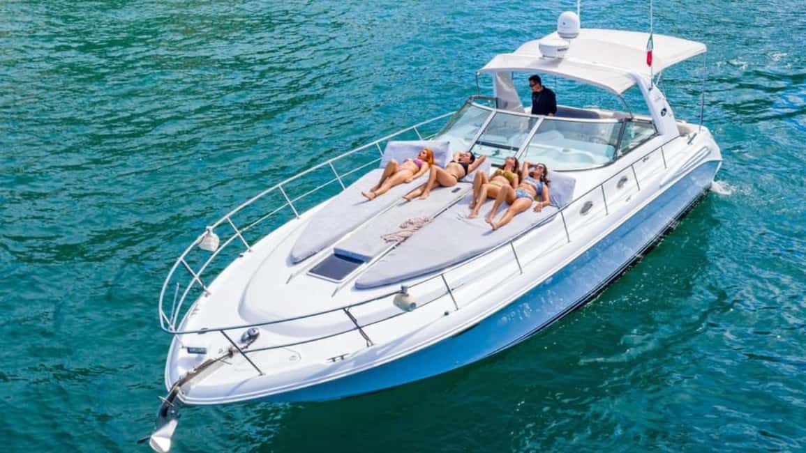 image n.2 of La Paz: Day Cruise & Snorkelling (w/sea lions) Food & Drinks activity in Baja California Sur, uploaded by supplier