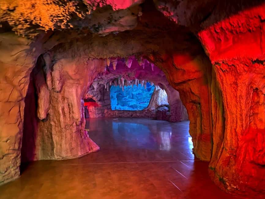 image n.3 of Istanbul: Aquarium Ticket with Shuttle Bus from Sultanahmet activity in Istanbul, uploaded by supplier