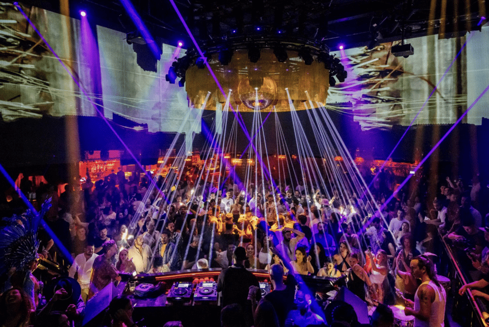 Image N°16 de Tournée des clubs d'Ibiza : 3 clubs - 3 jours distincts activité à Ibiza (ville), publiée par le prestataire