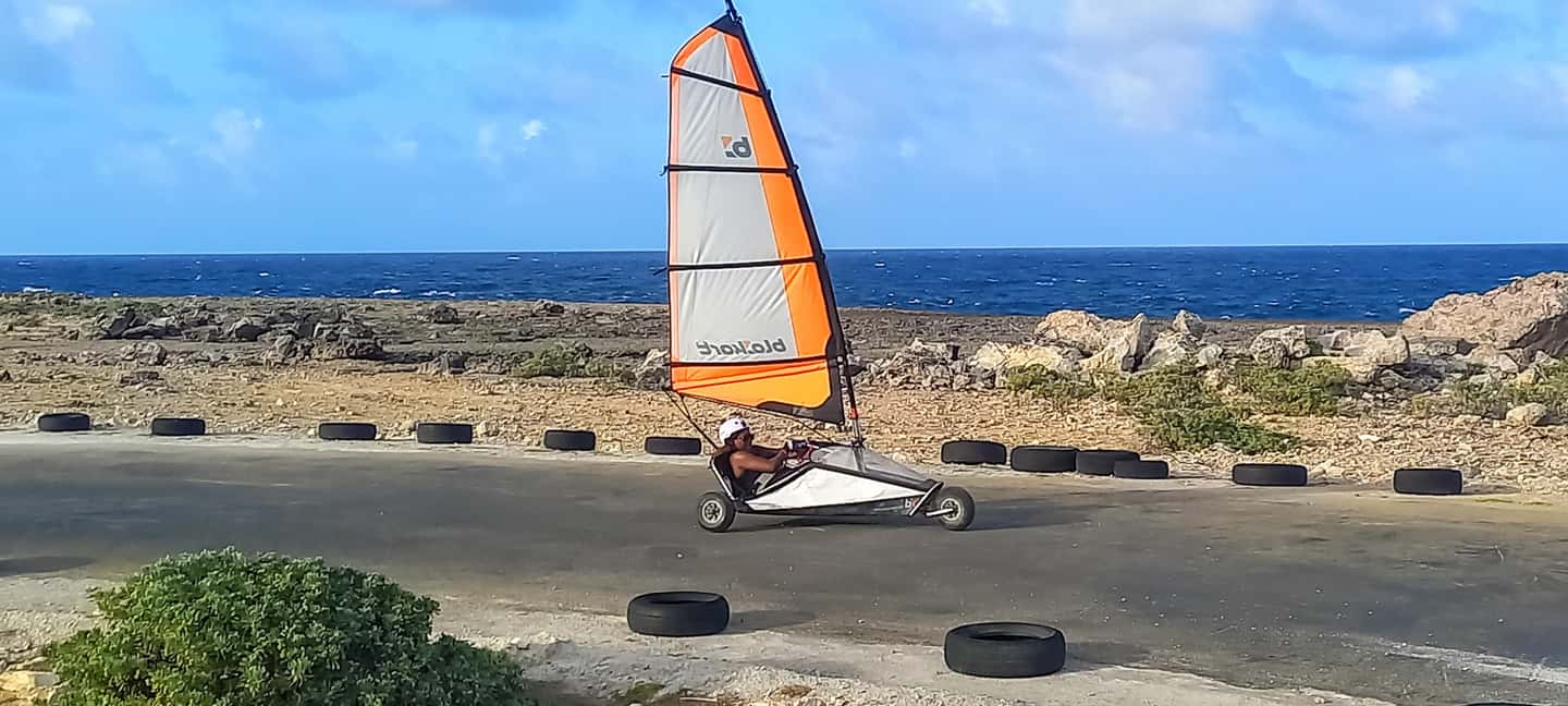 afbeelding n.9 van Blokart Landsailing aan de kust van Caribisch Bonaire activiteit in Kralendijk, geüpload door aanbieder
