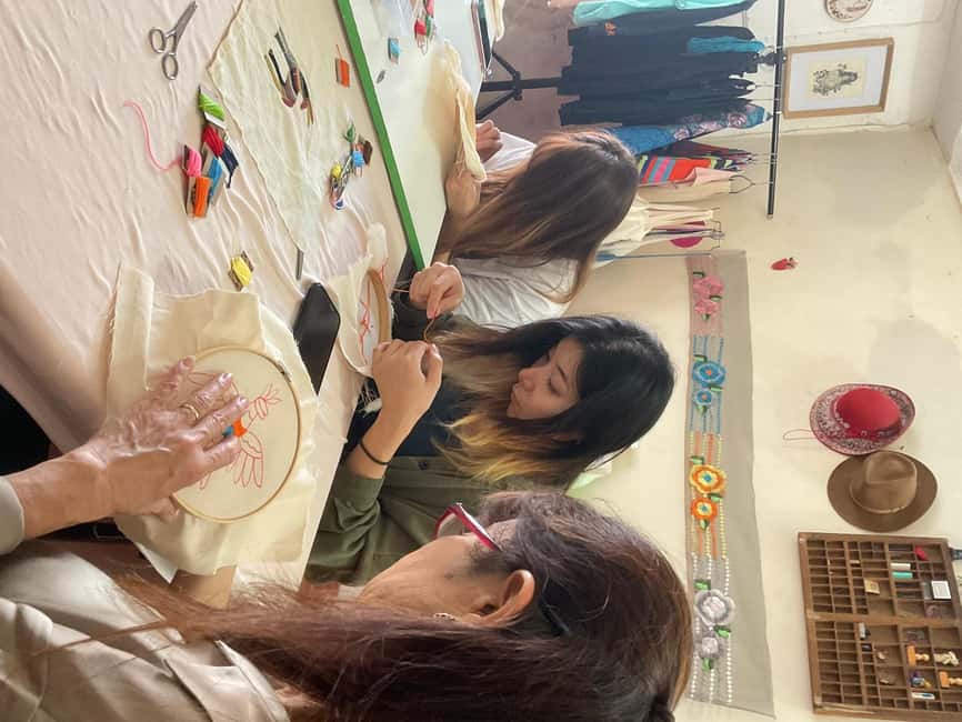 image n.11 of Mérida: Mexican Embroidery Workshop with Materials activity in Mérida, uploaded by supplier