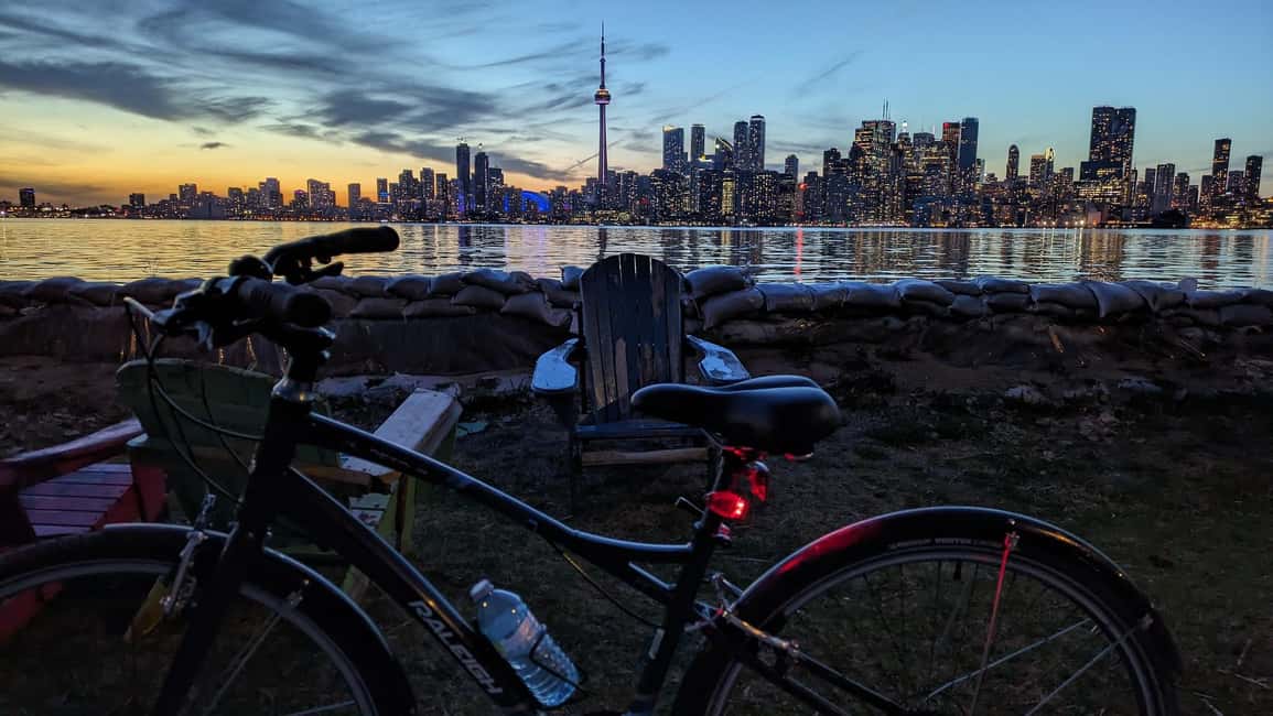 image n.10 of Toronto Islands: Morning or Twilight 3.5-Hour Bike Tour activity in Toronto, uploaded by supplier