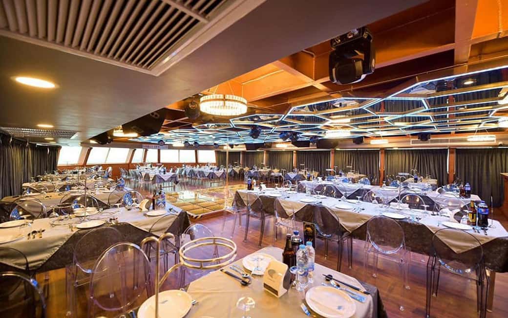 image n.21 of Pattaya: All Star Dinner Cruise, Cabaret Show & Beer Buffet activity in Pattaya, uploaded by supplier