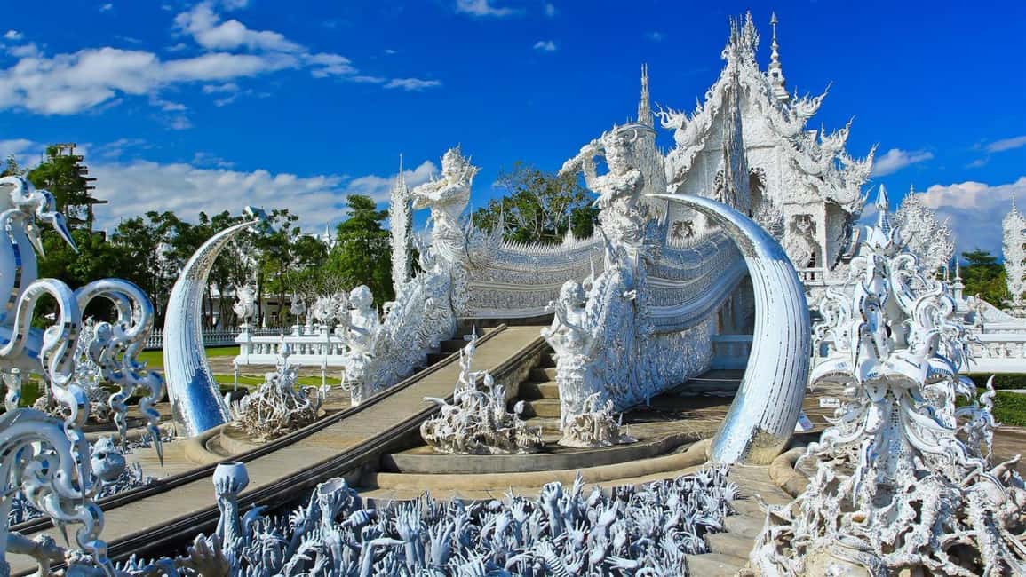 image n.5 of Chiang Rai White, Blue, Red 3 Temples Tour activity in Chiang Rai, uploaded by supplier