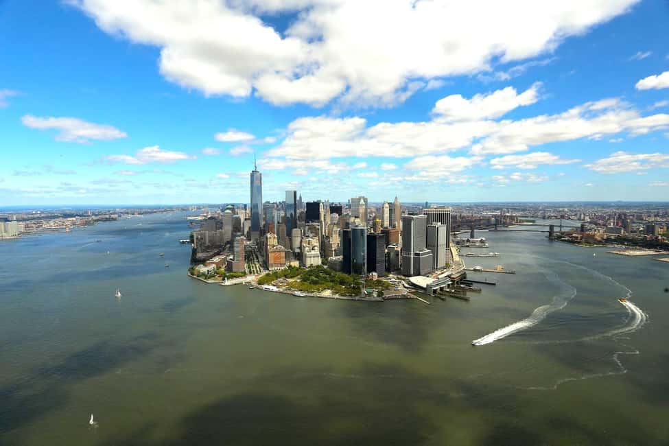 billede nr.4 af aktiviteten New York Citys skyline om aftenen fra helikopter i East Rutherford, uploadet af udbyder
