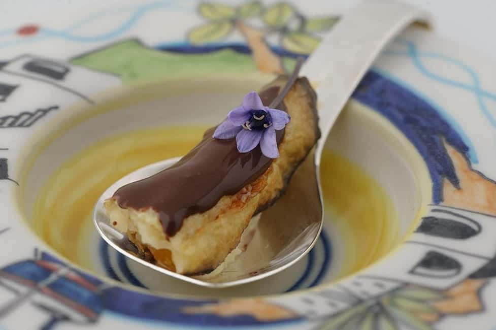 image n.21 of Venice: Romantic Gondola tour and Dinner for two activity in Venice, uploaded by supplier