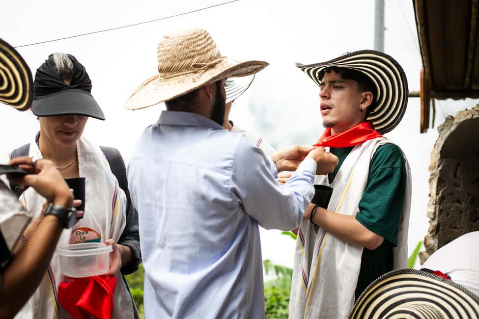 imagem n.8 de Medellín: Tour do café, chegada a cavalo e cana-de-açúcar atividade em Medellín, carregada pelo fornecedor