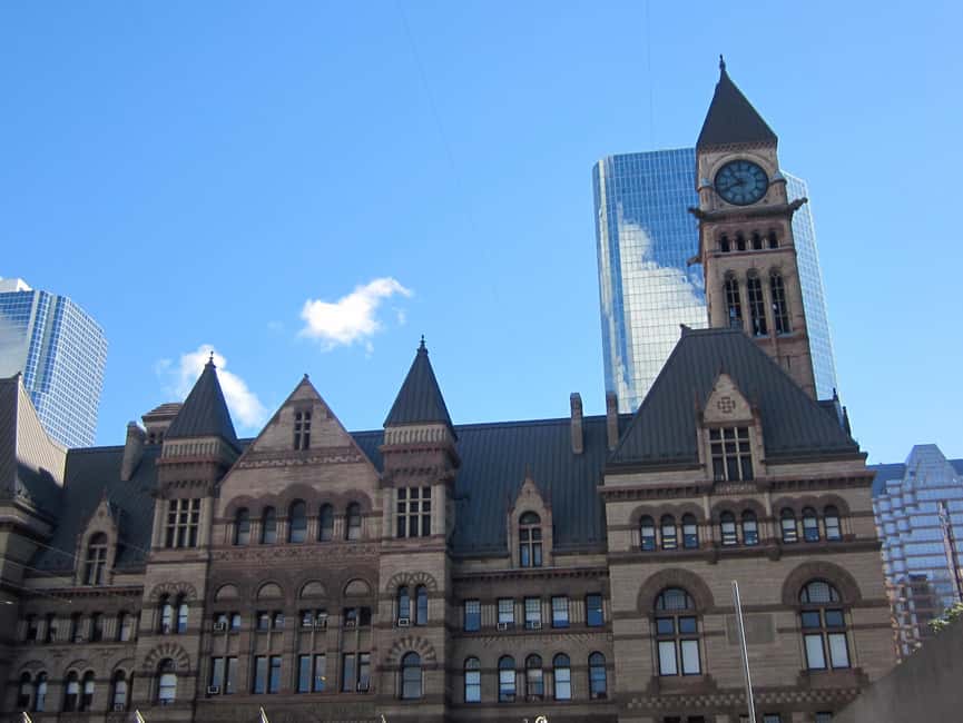 imagen n.º 2 de Toronto: Lo más destacado en coche y tour a pie actividad en Toronto, subida por el proveedor