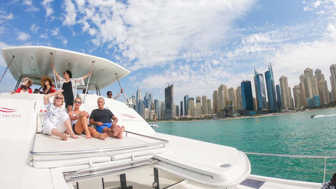 Bild Nr. 18 von Dubai Marina: Yacht-Tour mit optionalem Frühstück oder BBQ Aktivität in Dubai, hochgeladen vom Anbieter