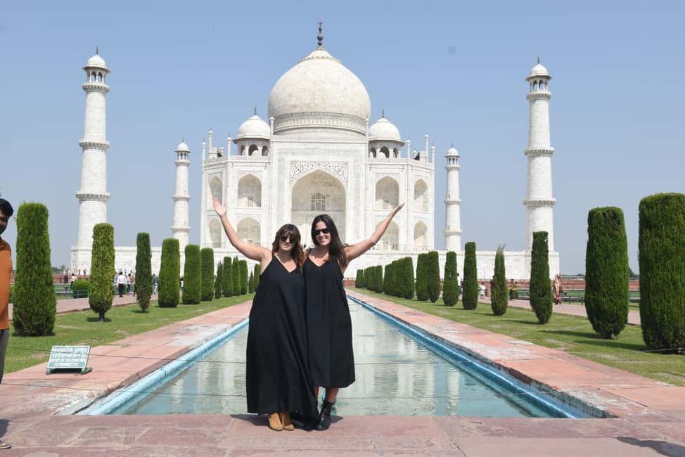 image n.26 of From Delhi: Taj Mahal & Agra Private Day Trip with Transfers activity in Agra, uploaded by supplier