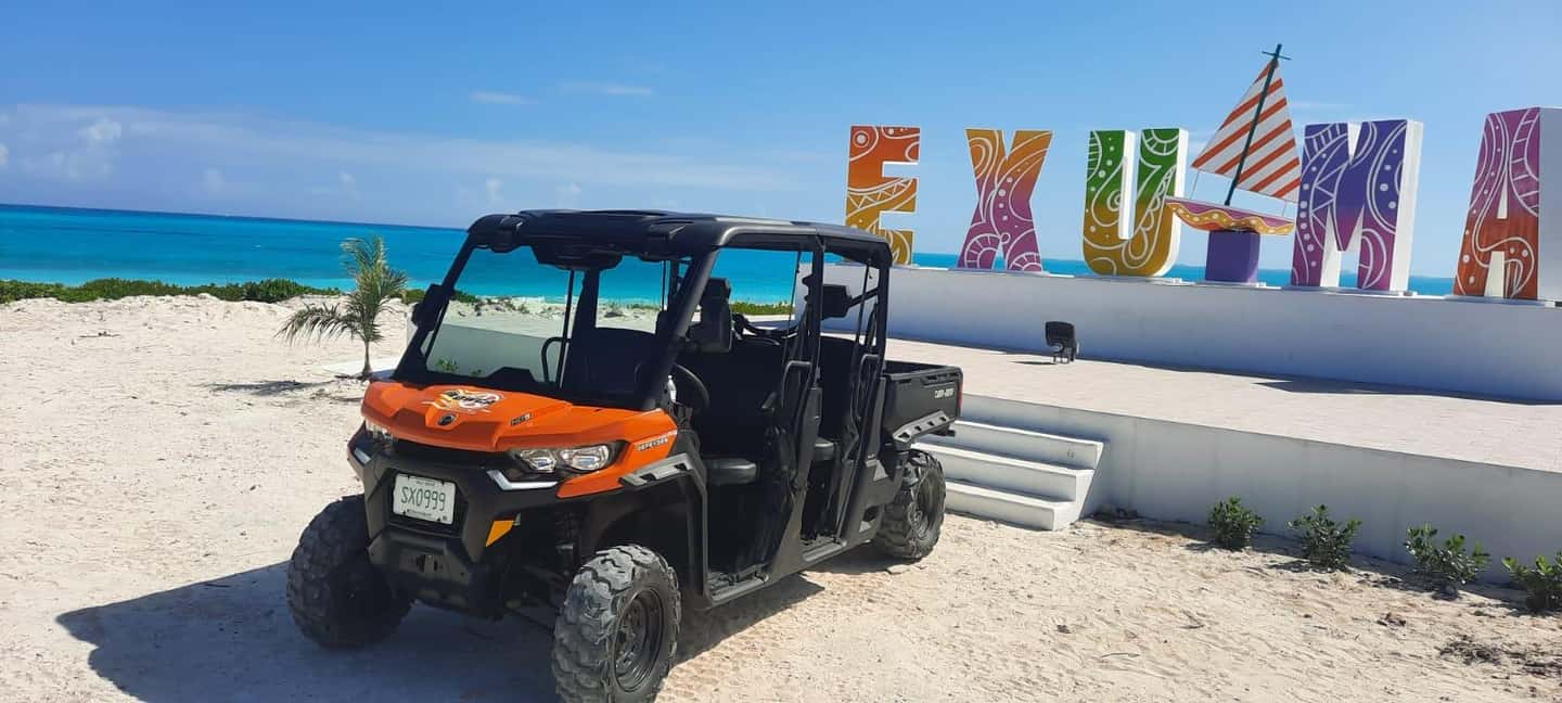 Image N°3 de Exuma, Bahamas : Location de Buggy 6 places avec haut-parleur Bluetooth activité à Nassau, Bahamas, publiée par le prestataire