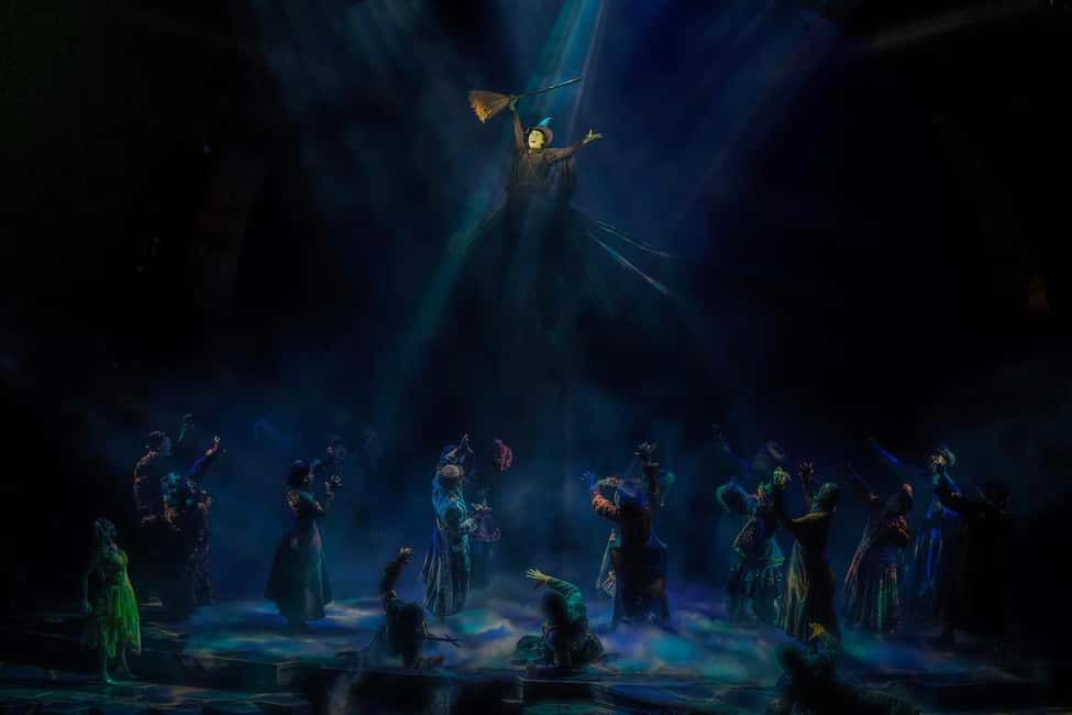 image n.4 of New York City: Wicked The Musical on Broadway activity in New York City, uploaded by supplier