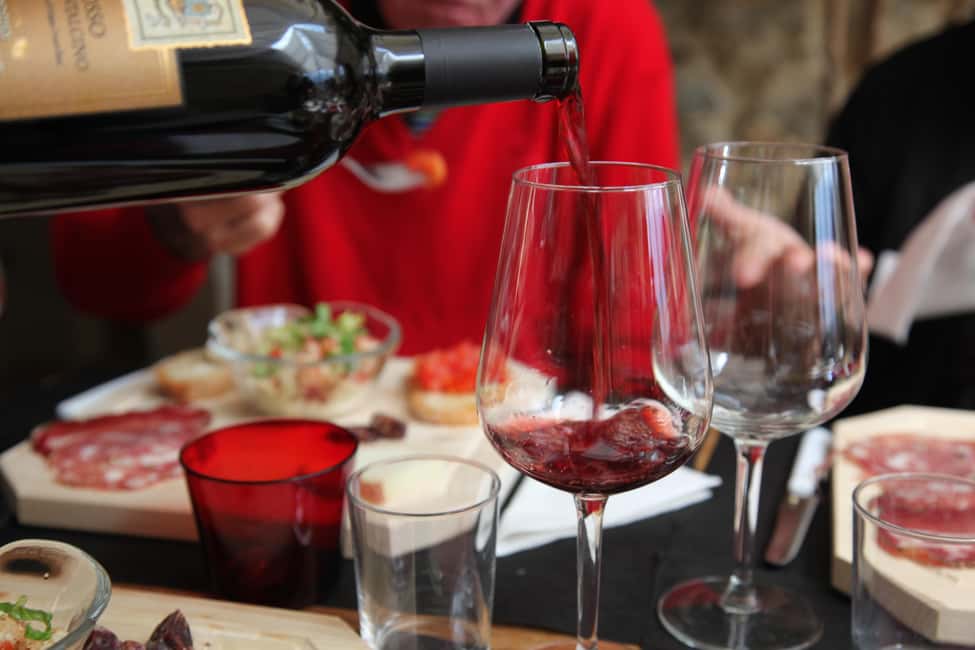 Immagine nº 5 di Da Roma: Gita di un giorno a Bagnoregio e Orvieto con vini e pranzo attività a Viterbo, caricata dal fornitore