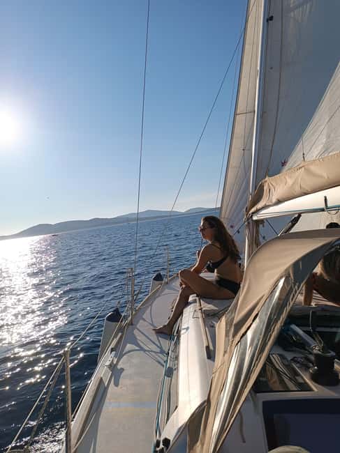 image n.15 of Alghero: Daily Sailing Experience with lunch onboard activity in Sardinia, uploaded by supplier