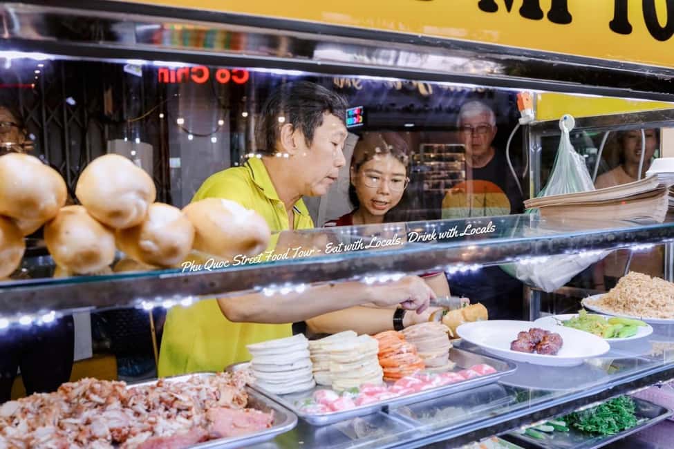 imagen n.º 25 de Phu Quoc: Tour gastronómico callejero actividad en Provincia de Kien Giang, subida por el proveedor