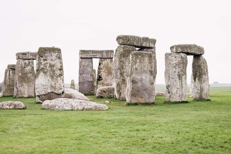 imagem n.6 de De Bristol: excursão de um dia às aldeias de Stonehenge e Cotswold atividade em Marlborough, carregada pelo fornecedor