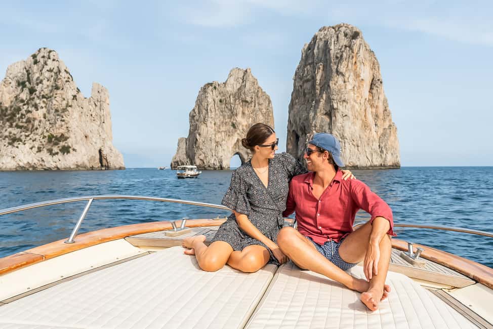 imagem n.24 de Sorrento: Passeio de barco exclusivo em Capri e Gruta Azul opcional atividade em Anacapri, carregada pelo fornecedor
