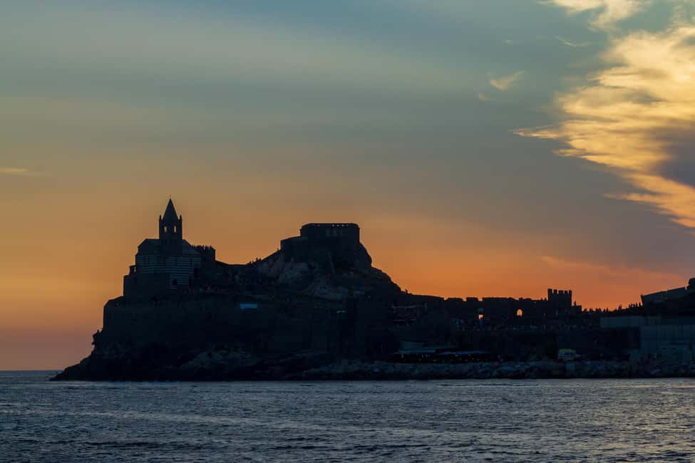 image n.5 of Cinque Terre: Sunset boat tour with aperitifs activity in Porto Venere, uploaded by supplier